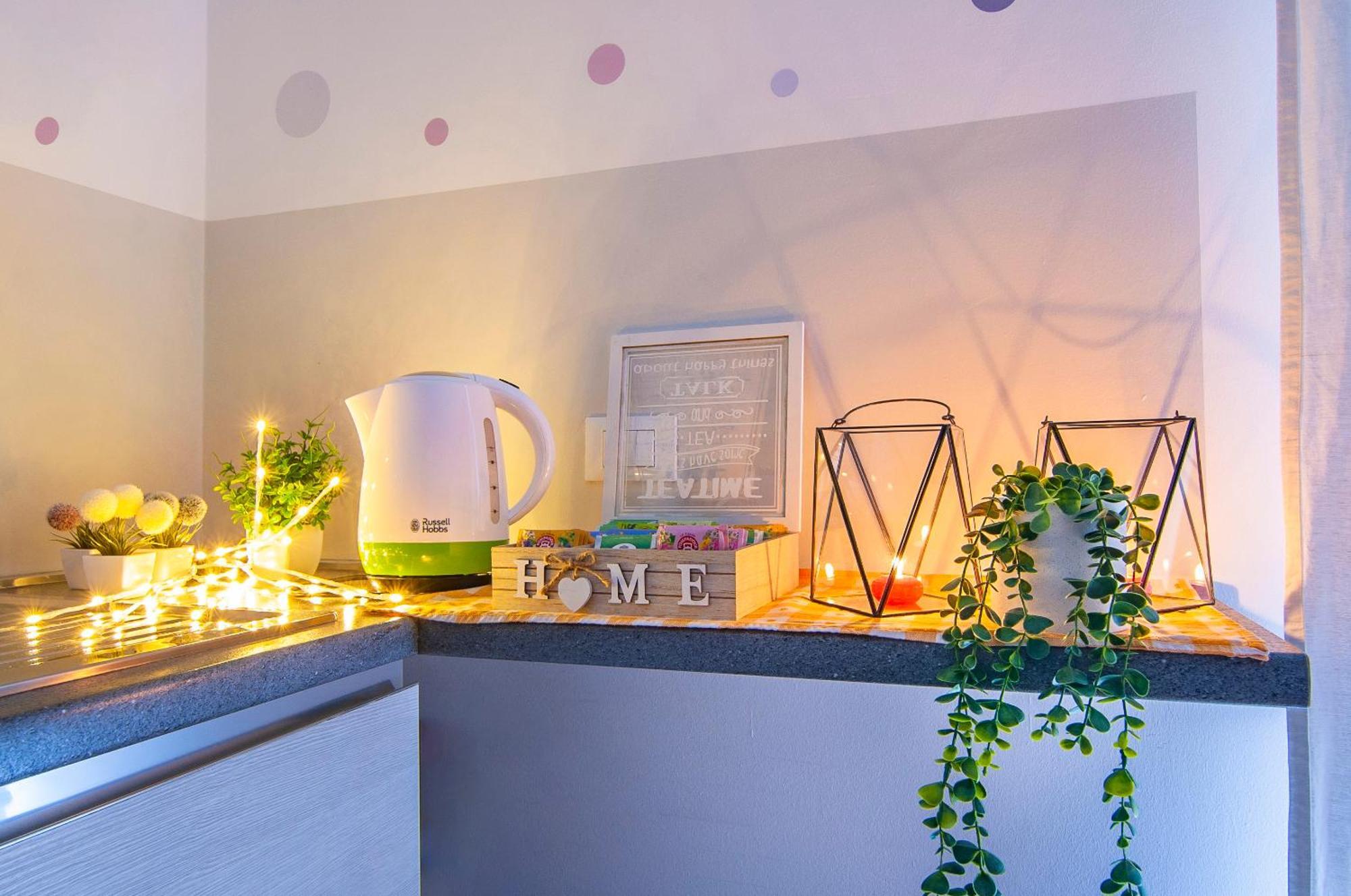 Borgo Trento Home, Incantevole Appartamento เวโรนา ภายนอก รูปภาพ